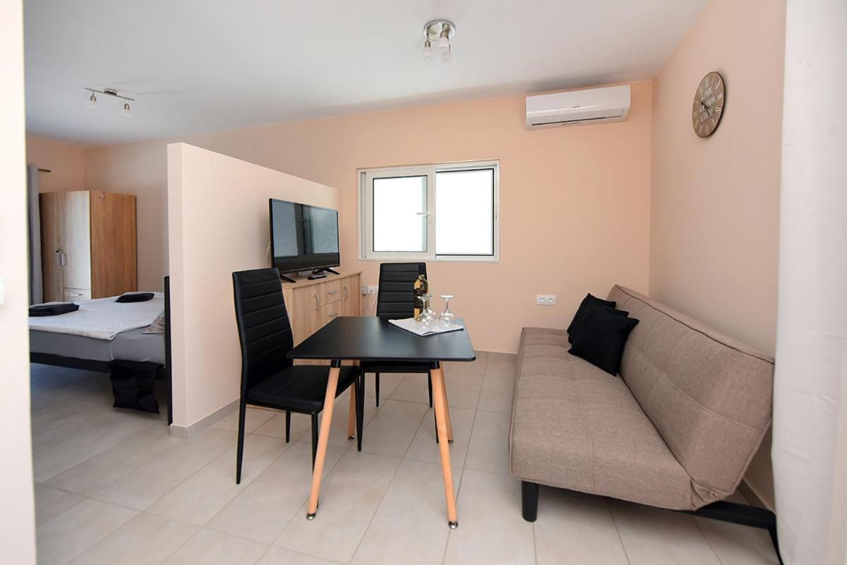 Happy Days Home Apartment Und Studio/Penthouse Ialysos (Rhodes) Exterior foto